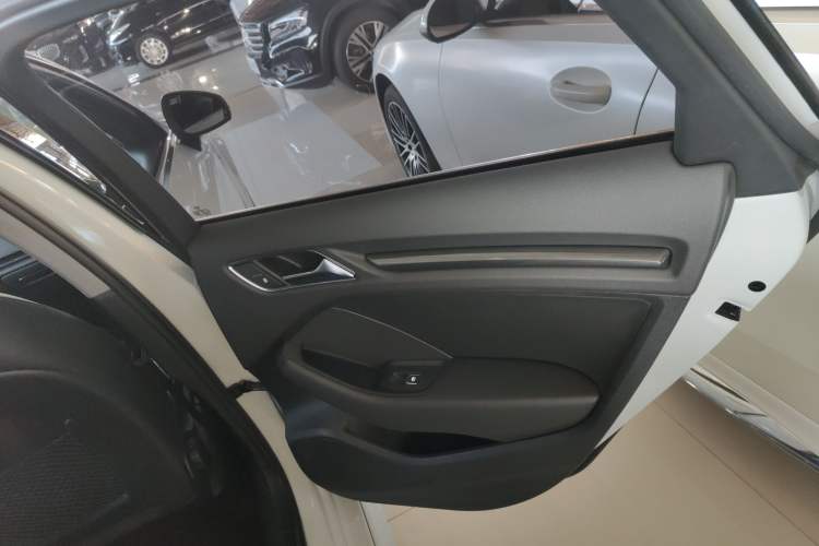 Used Audi A3 2018 30th Anniversary Edition Limousine 35 TFSI Fashion Model
