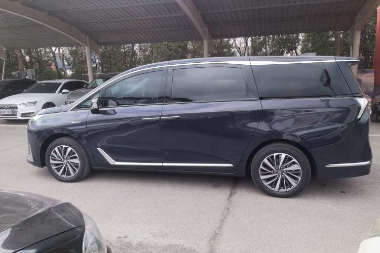 Used Buick GL8 New Energy 