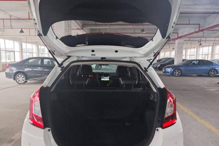 Used Honda Fit 2018 1.5L CVT Comfort Sunroof Version