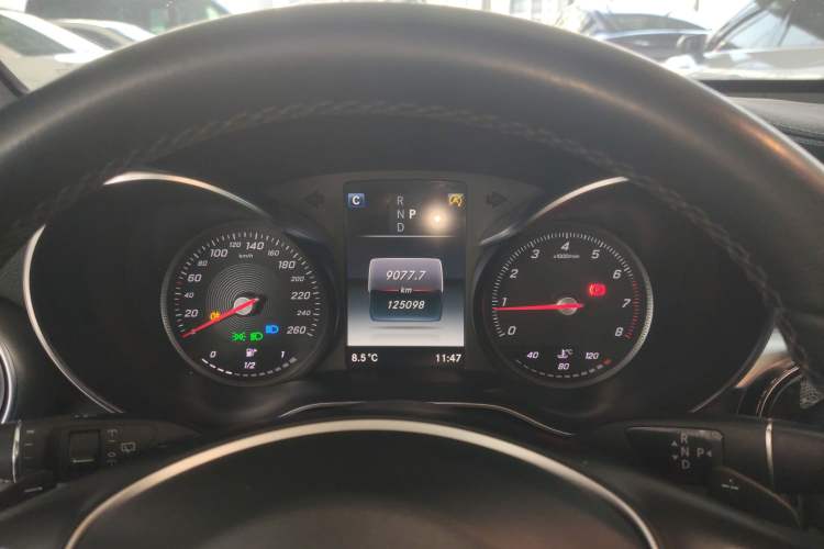 Used Mercedes-Benz GLC 2019 GLC 260 L 4MATIC Dynamic Model
