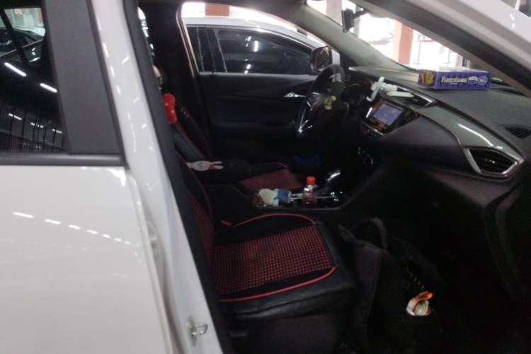 Used Buick Encore GX 2020 20T CVT Two-Wheel Drive Luxury Version
