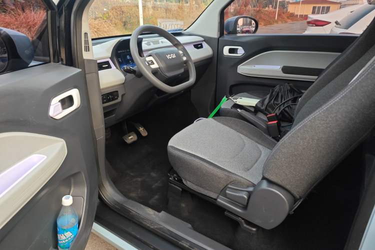 Used Chery QQ Ice Cream 2022 170km Sundae Phosphate Lithium-Ion
