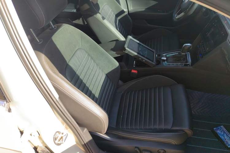 Used Volkswagen Magotan 2020 330TSI DSG Leading Model
