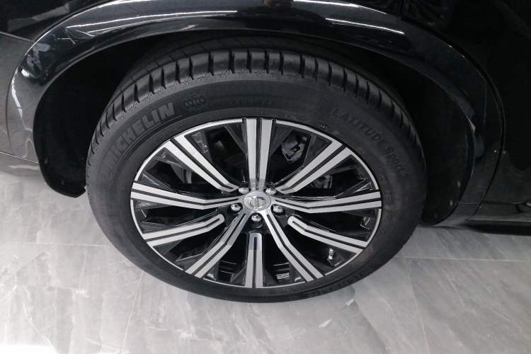 Used Volvo XC90 2019 T6 Zhiya Edition 7-Seater China VI Standard
