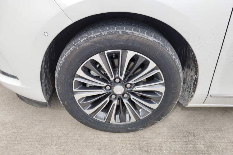 Used Buick GL8 2021 ES Land Cruiser 653T Flagship Model
