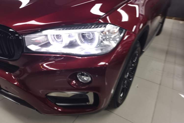 Used BMW X6 2018 xDrive28i
