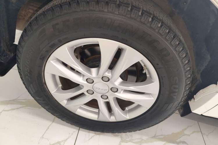 Used Haval M6 2019 1.5T DCT Two-Wheel Drive Elite Version China VI Standard
