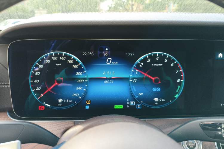 Used Mercedes-Benz E-Class New Energy 2022 Restyled E 350 e L Plug-in Hybrid Sedan
