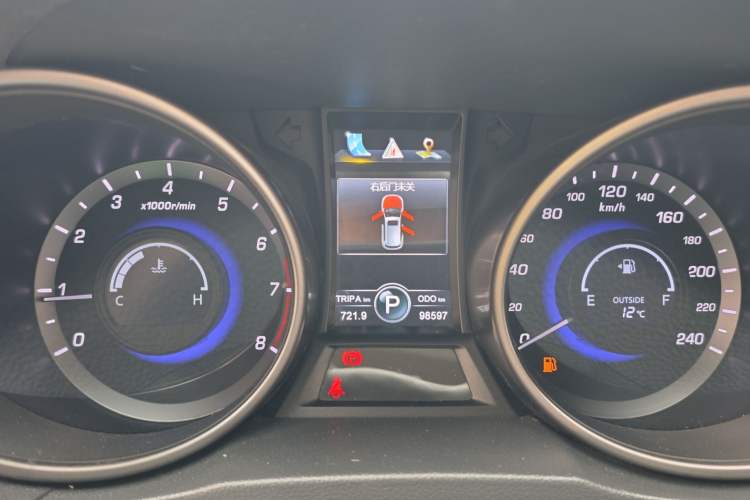 Used Changan CS75 2016 1.8T Automatic Elite Model China V Standard
