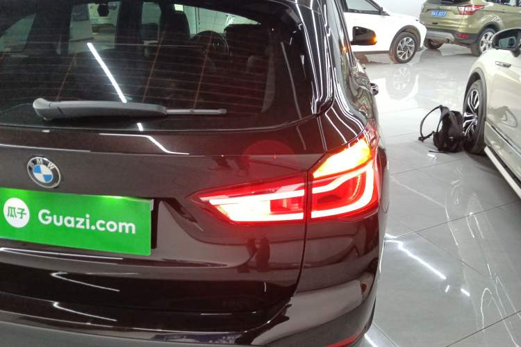 Used BMW X1 2018 sDrive18Li Luxury Model
