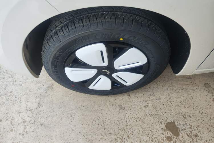 Used Wuling Hongguang MINIEV 2025 Four-Door Version Advanced Edition
