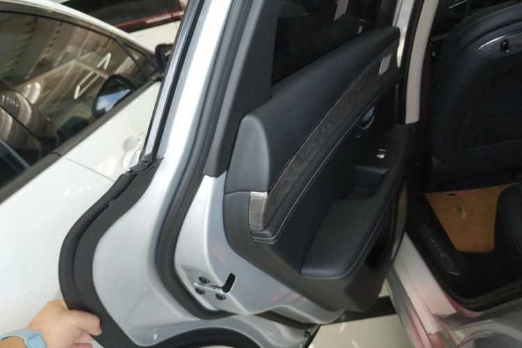 Used Hima AITO M5 2022 Extended-Range Four-Wheel Drive Performance Version
