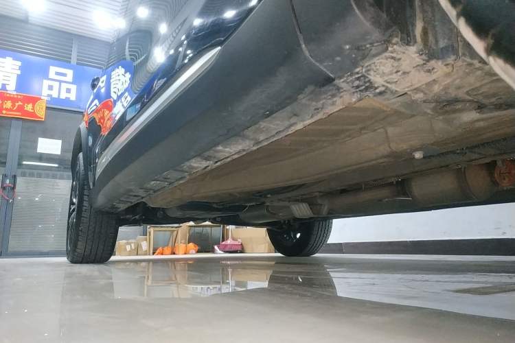 Used  Lingyun 2025 300T Two-Wheel Drive Starry Edition
