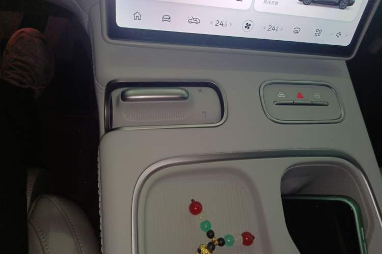 Used Nio ES6 2024 75 kWh
