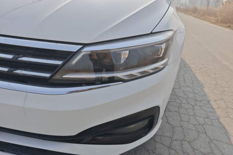 Used Volkswagen Lamando 2019 280TSI DSG Comfort Edition China VI standard
