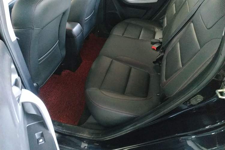 Used Changan CS35 2016 1.6L Automatic Luxury Model China V Standard
