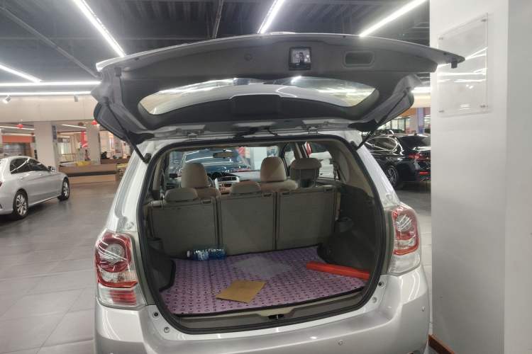 Used Toyota Verso 2014 Starlight 180E CVT Elite Edition
