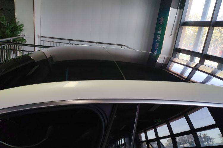 Used  11 2022 Long-Range Dual-Motor Luxury Edition 5 Seats
