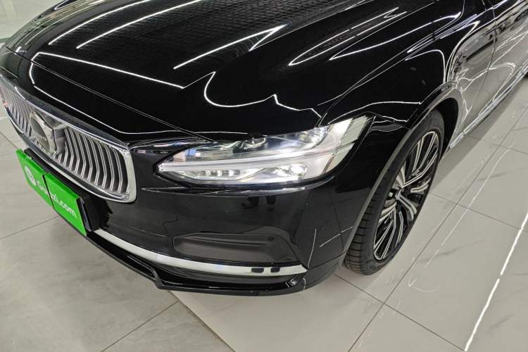 Used Volvo S90 2024 B5 Zhiyuan Luxury Edition
