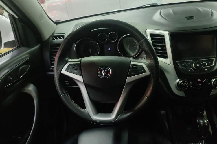 Used Changan CS35 2016 1.6L Automatic Luxury Model China V Standard
