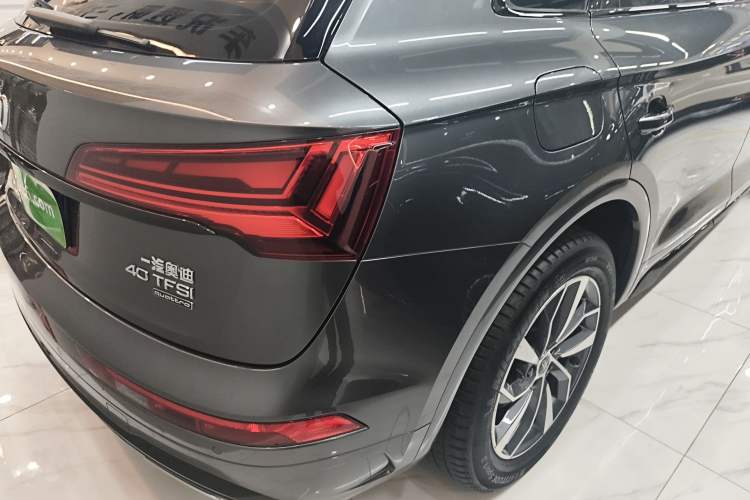 Used Audi Q5L 2024 40 TFSI Fashion Dynamic Model
