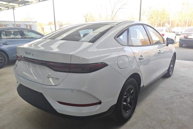 Used BYD Qin PLUS 2025 DM-i Smart Drive 55KM Leading Model
