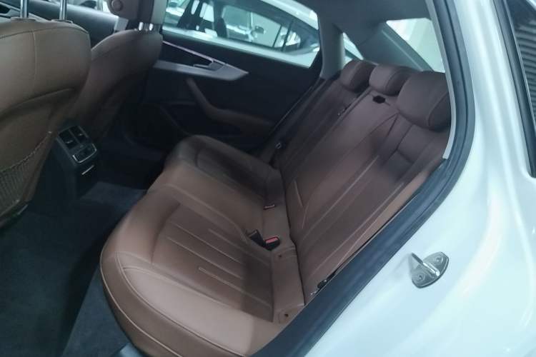 Used Audi A4L 2020 40 TFSI Luxury Prestige Edition
