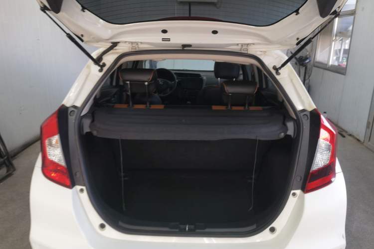 Used Honda Fit 2018 1.5L CVT Comfort Sunroof Version