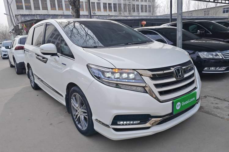 Used Honda Elysion 2019 2.0L Hybrid Luxury Edition
