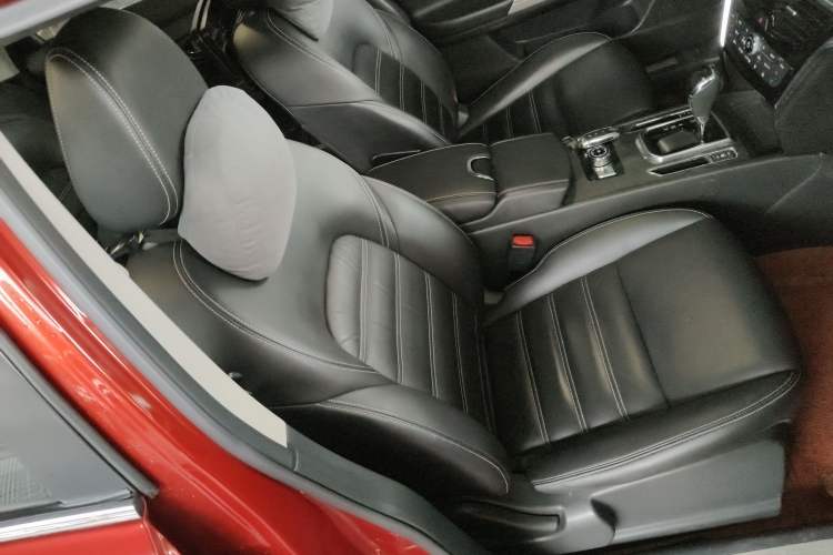 Used Venucia T90 2017 2.0L CVT Leading Edition
