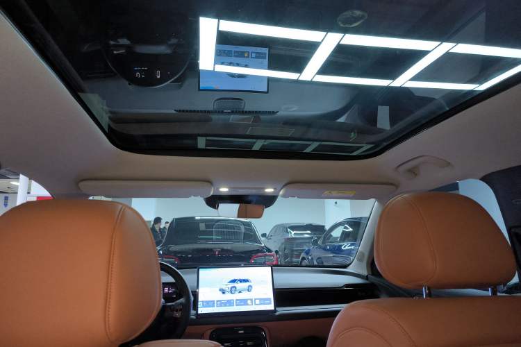 Used AION V 2024 Aion Tyrannosaurus 650 LiDAR Edition
