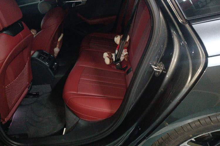 Used Audi A4L 2024 40 TFSI Luxury Dynamic Edition