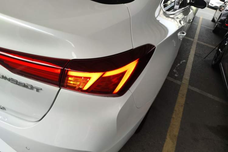 Used Changan Eado 2022 PLUS Blue Whale NE 1.4T GDI DCT Prestige Edition