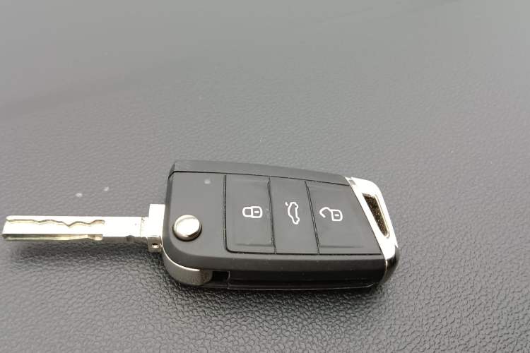 Used Volkswagen T-ROC 2020 230TSI DSG Two-Wheel Drive Advanced Version
