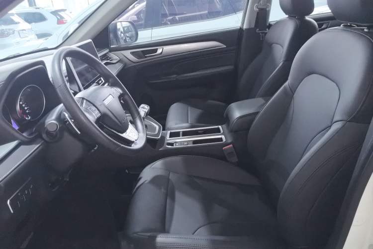Used Haval M6 2023 PLUS 1.5T DCT Elite Smart Connectivity Model
