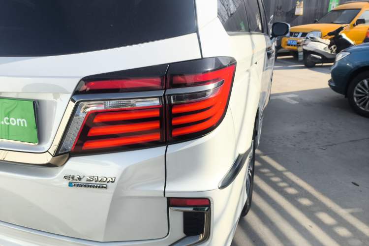 Used Honda Elysion 2019 2.0L Hybrid Luxury Edition