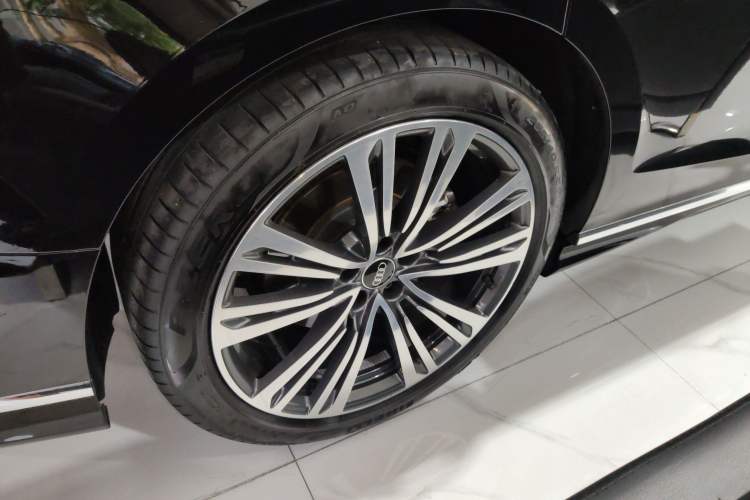 Used Audi A8 2024 A8L 45 TFSI quattro Luxury Model
