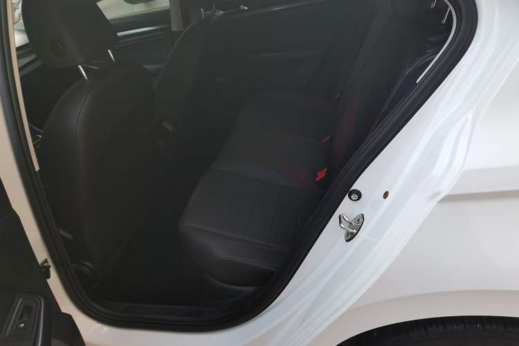 Used Volkswagen Bora 2019 Revised Version 1.5L Manual Comfort Edition China VI Standard
