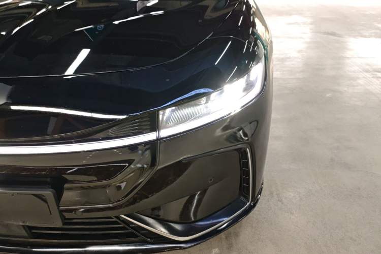 Used VOYAH PASSION 2023 Four-Wheel Drive Long-Range Version
