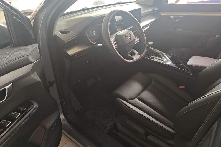 Used Wuling Asta 2021 1.5T CVT Starlight Edition
