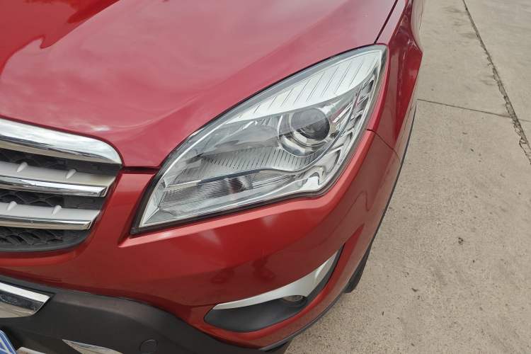 Used Changan CS35 2015 1.6L Manual Luxury Model China IV Standard
