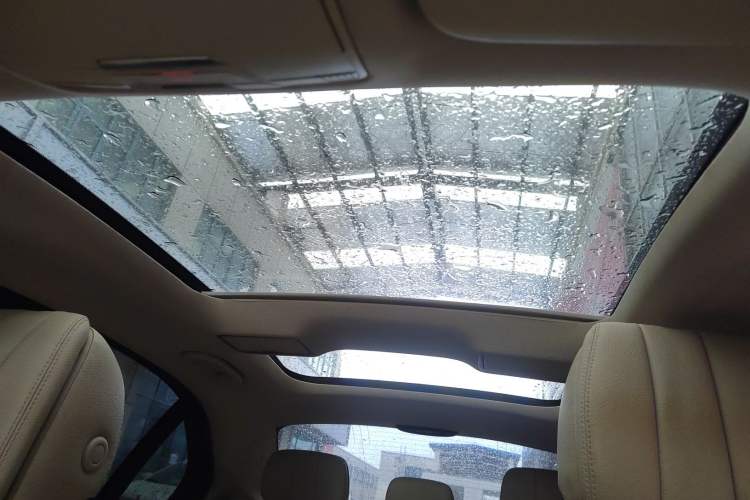 Used Mercedes-Benz C-Class 2017 Facelift C 200 L Sport Edition