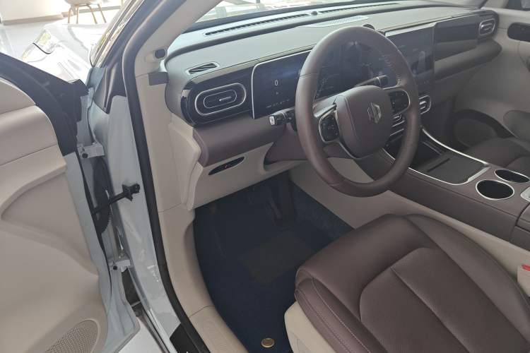 Used Leapmotor C11 2023 Range-Extended 300 Comfort Edition
