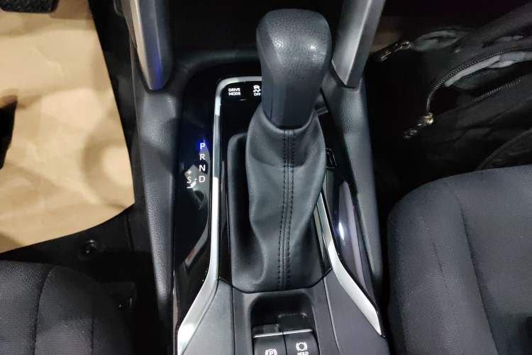 Used Toyota FRONTLANDER 2023 2.0L Smart Electric Hybrid Dual-Engine Leading Edition
