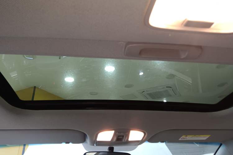 Used Hyundai Elantra (6th Generation / Lingdong) 2016 1.6L Automatic ZhiXuan – Elite Version