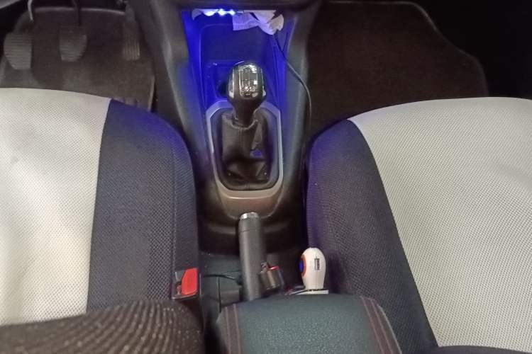 Used Peugeot 301 2016 1.6L Manual Comfort Edition
