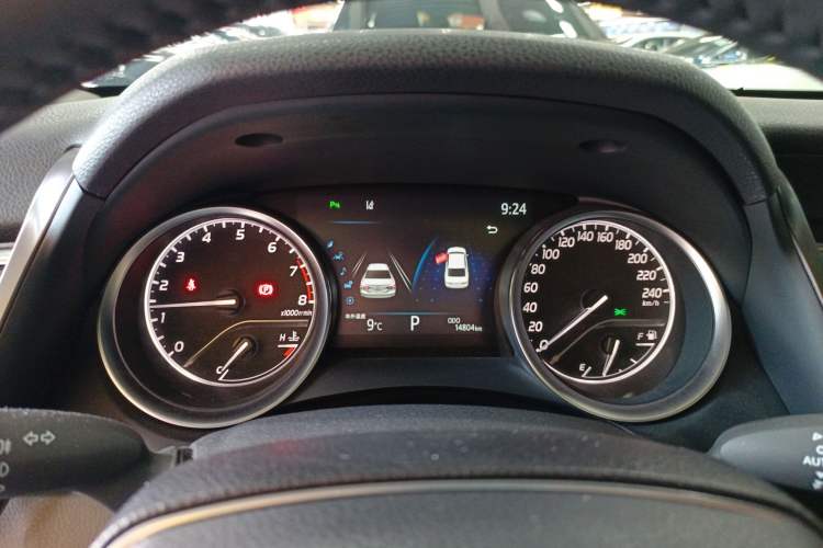 Used Toyota Camry 2021 2.0G Luxury Edition