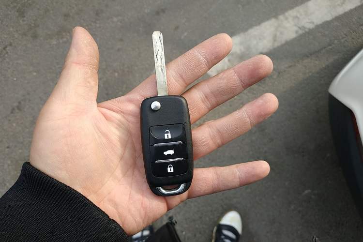 Used Changan Alsvin V7 2015 1.6L Manual Joyride Model China IV Standard