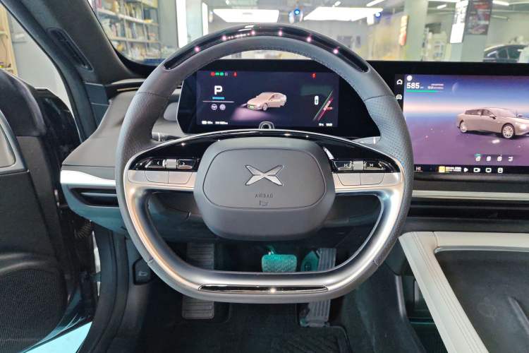 Used XPeng P7 2023 P7i 702 Pro