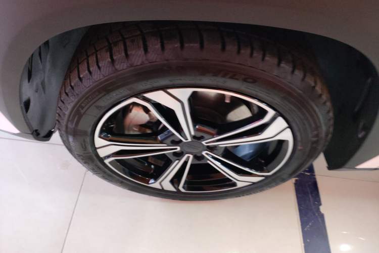 Used Geely Galaxy L7 2024 1.5T 115 km PLUS Dragon Edition